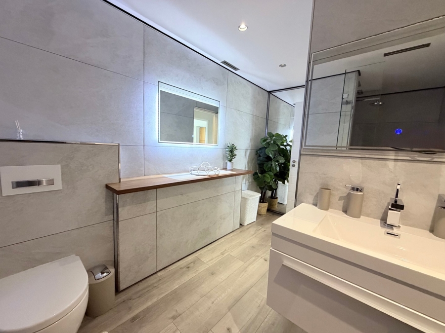 3 Bedroom Property for Sale in Beachfront Western Cape